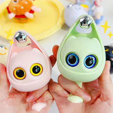 Creative Cat Blinking Hooks